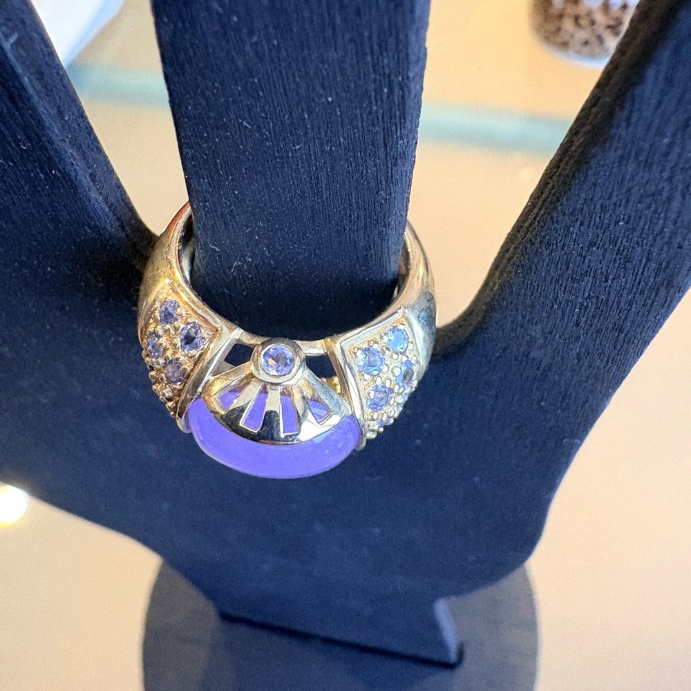 Art Deco Vintage Lavender Jade and Amethyst 14 KT. Gold Ring